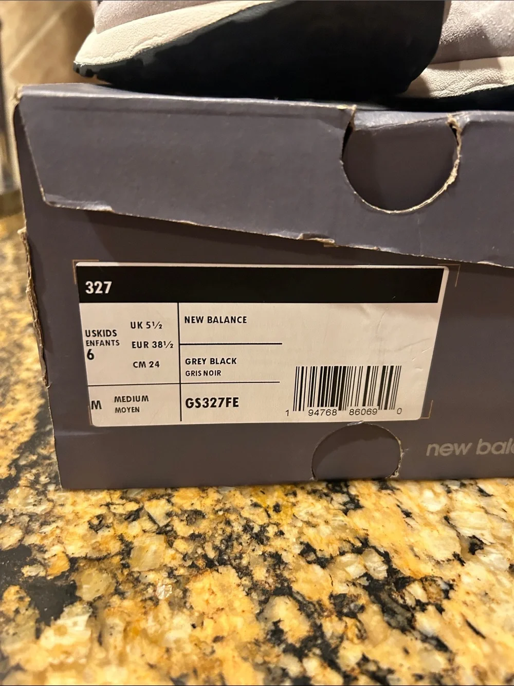New Balance Men's Grey and Navy Retro-Style Sneakers